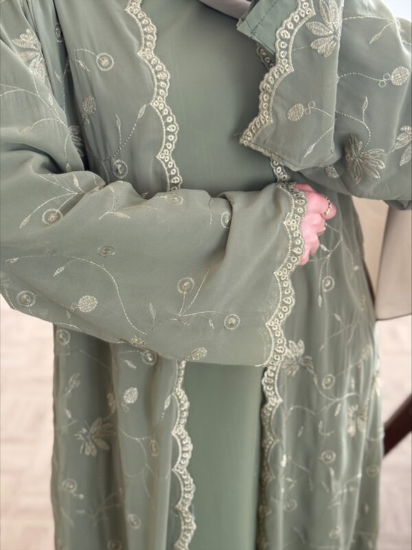 Robe Jawara – Image 4